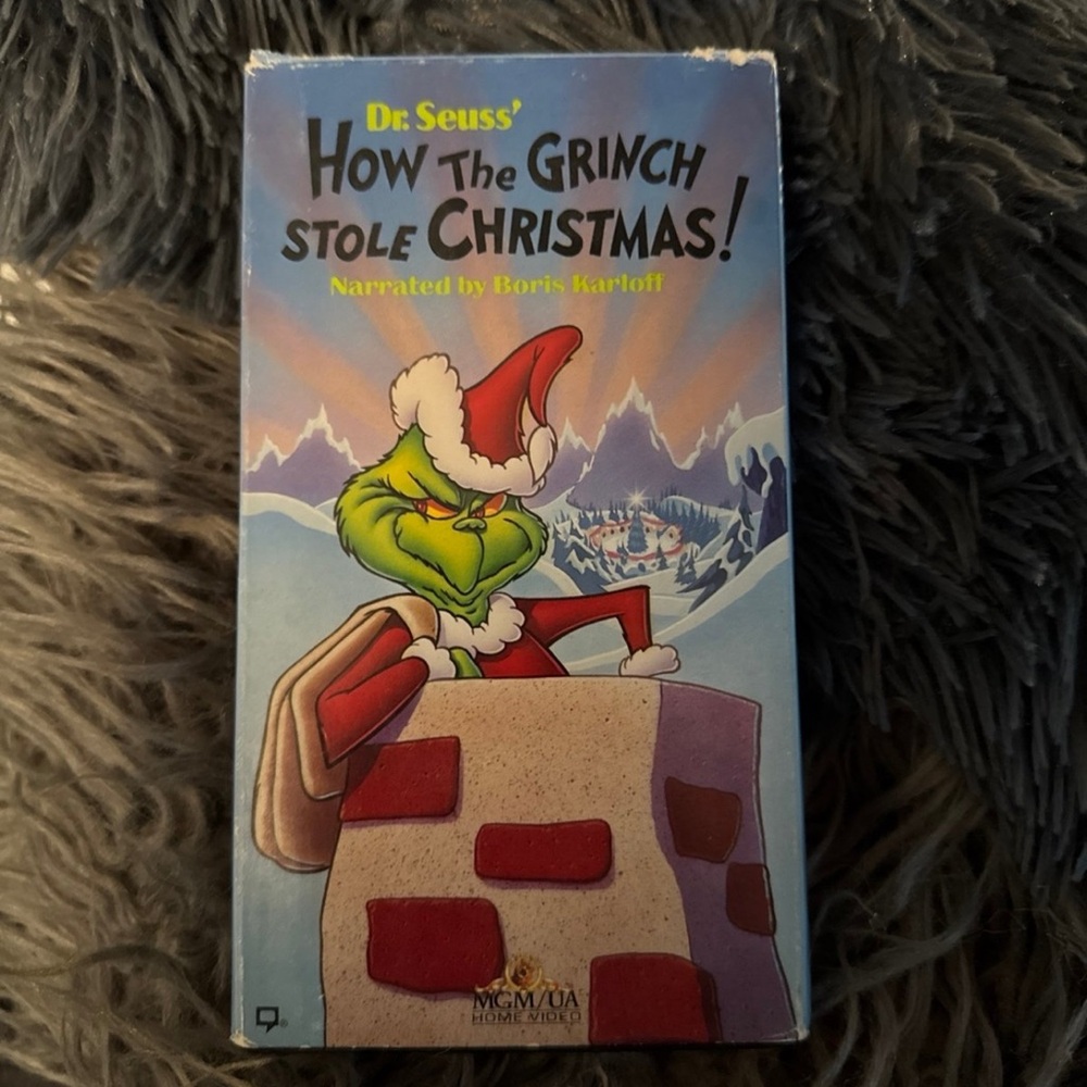 VHS VIDEO Dr Seuss How the Grinch Stole Christmas Animated 1966 Movie Classic
